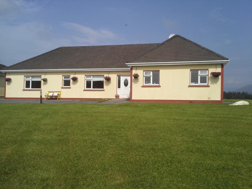 Tullaleagan Guesthouse Oughterard Bagian luar foto